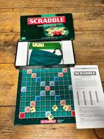 Scrabble, Hobby en Vrije tijd, Gezelschapsspellen | Bordspellen, Ophalen of Verzenden, Zo goed als nieuw