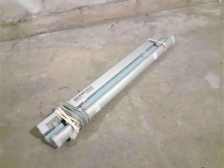 Alu ZILVER 'luxaflex' B46 x H104 cm jaloezieën lamellen.. b5, Huis en Inrichting, Stoffering | Gordijnen en Lamellen, 100 tot 150 cm