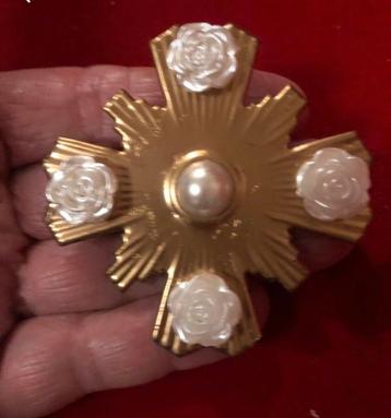 Broche Steam Punk Maltezer Kruis Goud Vintage beschikbaar voor biedingen