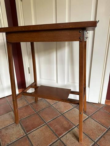 Sidetable, tafeltje met vast dienblad  beschikbaar voor biedingen