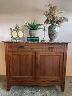 Smal vintage houten dressoir met marmeren blad roodbruin, Huis en Inrichting, Kasten | Overige, Ophalen, Gebruikt