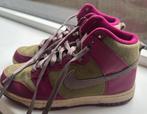 Nike dunk dynamic berry maat 39, Zwart, Nike, Ophalen of Verzenden, Sneakers of Gympen