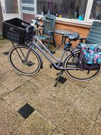 Dames fiets, Fietsen en Brommers, Fietsen | Dames | Damesfietsen, Ophalen, Versnellingen, 56 cm of meer, Zo goed als nieuw