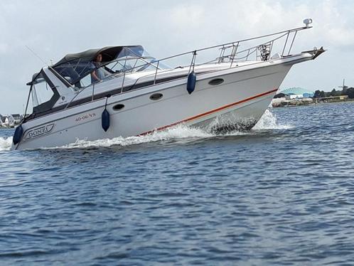 Nette Donzi sportcruiser met trailer, Watersport en Boten, Motorboten en Motorjachten, Gebruikt, Polyester, 9 tot 12 meter, Diesel