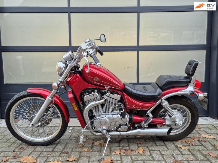 Suzuki Chopper VS 800 Intruder Nette motor!, Motoren, Motoren | Suzuki, Bedrijf, Chopper, meer dan 35 kW