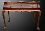 Bijzondere Chippendale theetafel met mooi snijwerk, Antiek en Kunst, Antiek | Meubels | Kasten, Ophalen