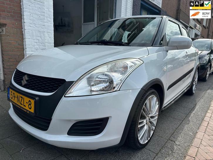 Suzuki Swift 1.2 Bandit EASSS Airco Parkeersensoren Carkit N, Auto's, Suzuki, Bedrijf, Te koop, Swift, ABS, Airbags, Airconditioning