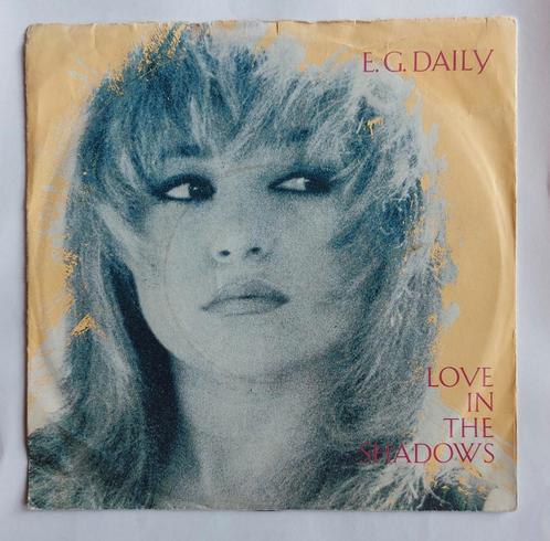 E.G. Daily - Love in the shadows, Cd's en Dvd's, Vinyl Singles, Gebruikt, Single, Pop, 7 inch, Ophalen of Verzenden