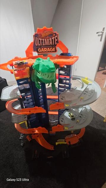 Hot wheels Ultimate garage T-rex beschikbaar voor biedingen