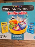Trivial Pursuit - Familie Editie, Hobby en Vrije tijd, Gezelschapsspellen | Overige, Ophalen of Verzenden, Zo goed als nieuw