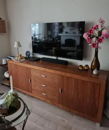 Heel mooi dressior kast KOOPJE beschikbaar voor biedingen