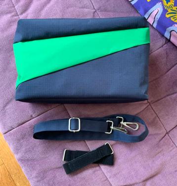 Susan Bijl bum bag maat M navy/greenscreen beschikbaar voor biedingen