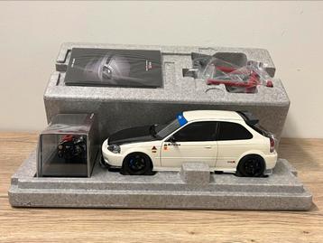 Honda civic Type R (EK9) 1:18 Motorhelix Spoon White Carbon beschikbaar voor biedingen