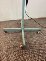 Vintage warmte of Operatie vloerlamp, Huis en Inrichting, Lampen | Vloerlampen, Niet ingevuld, Gebruikt, Niet ingevuld, Ophalen of Verzenden