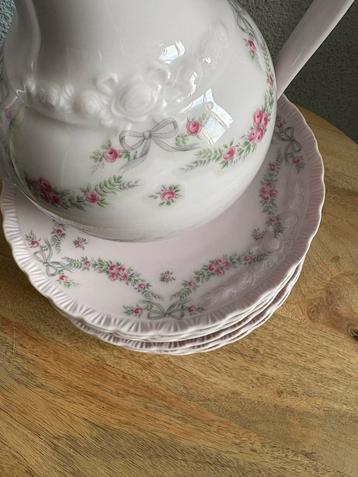 Hutschenreuther Servies - Thee/Koffiekan & Borden beschikbaar voor biedingen