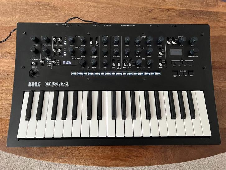 Korg Minilogue XD, Muziek en Instrumenten, Synthesizers, Zo goed als nieuw, Overige aantallen, Korg, Ophalen