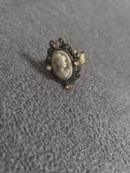 Ring, Sieraden, Tassen en Uiterlijk, Ringen, Ophalen of Verzenden, Overige kleuren, Overige materialen, Dame