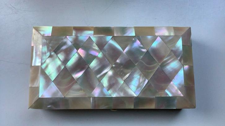 Prachtige Parelmoer Doos, Antiek en Kunst, Antiek | Woonaccessoires, Ophalen of Verzenden