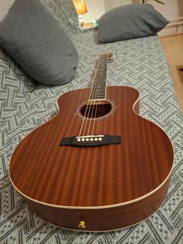 Zo goed als nieuwe Harley Benton CG-45 Natural beschikbaar voor biedingen