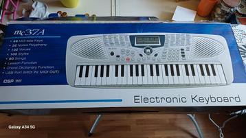 Medeli mc37A Keyboard  beschikbaar voor biedingen