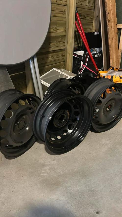 Nieuwe Toyota Aygo velgen 15 inch | Set van 4 | Nieuwstaat, Auto-onderdelen, Ophanging en Onderstel, Toyota, Nieuw, Ophalen