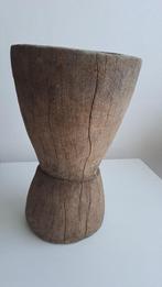 Houten vijzel afrikaans ?, Antiek en Kunst, Kunst | Niet-Westerse kunst, Ophalen of Verzenden