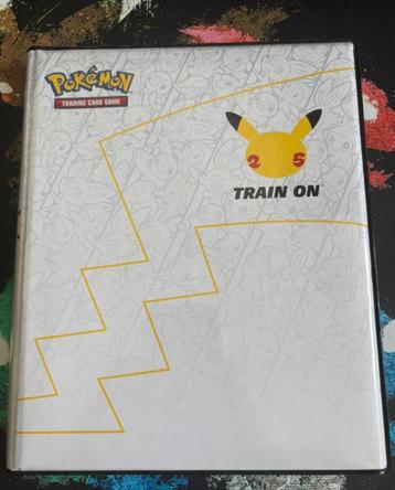 Pokemon jumbo kaarten map met kaarten er in beschikbaar voor biedingen