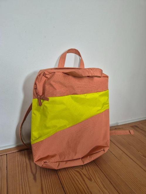 Susan Bijl - The new backpack - rugzak zalmroze en geel, Sieraden, Tassen en Uiterlijk, Tassen | Damestassen, Ophalen of Verzenden