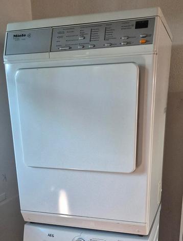 Miele SoftCare System T4353 Droger beschikbaar voor biedingen