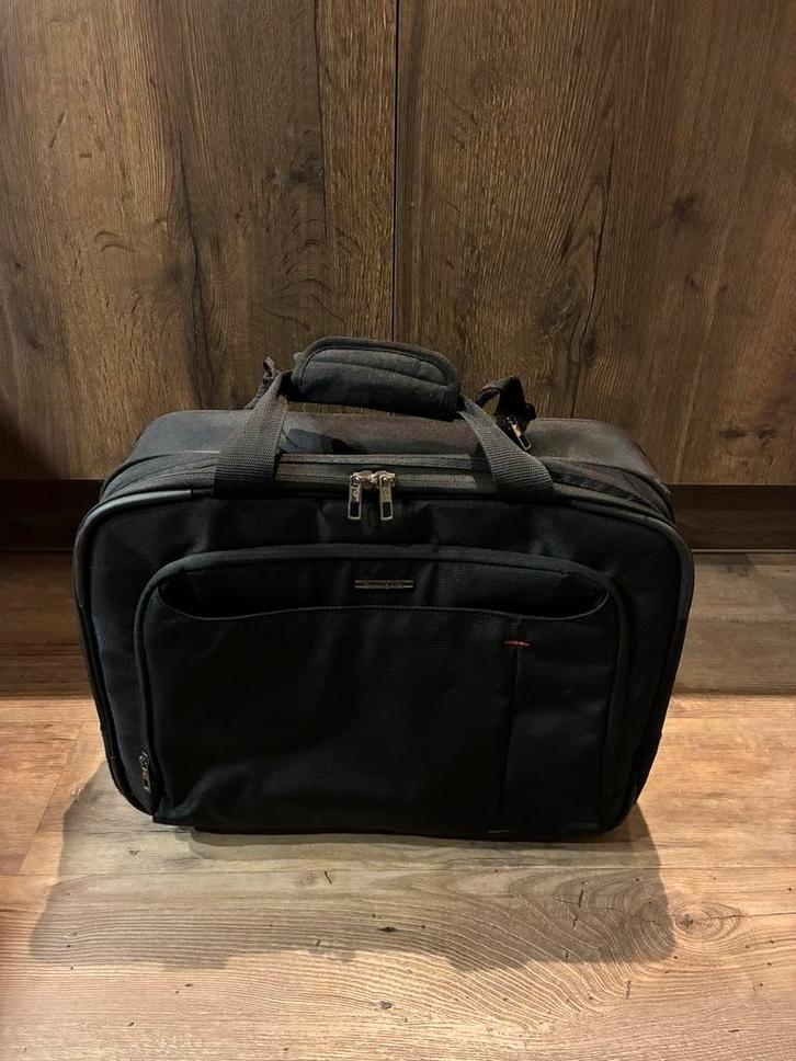 Trolley samsonite / rolkoffer, Computers en Software, Laptoptassen, Zo goed als nieuw, Trolleytas, Ophalen of Verzenden