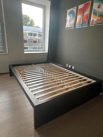 IKEA MALM Bedframe - zwartbruin - 140x200 - afbeelding 1