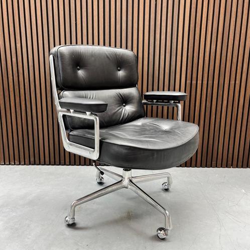 Vitra Eames Lobby chair - Vintage - Nero leder, Antiek en Kunst, Antiek | Meubels | Stoelen en Banken