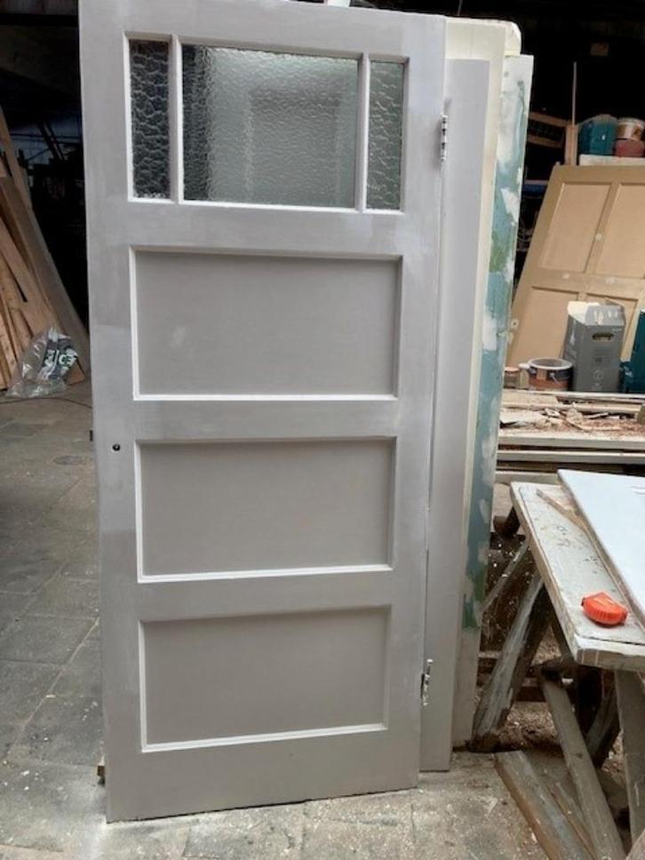 1 st. antieke extra brede 4-vlaks paneeldeur met 3-ruits bov, Huis en Inrichting, Woonaccessoires | Overige, Gebruikt, Ophalen