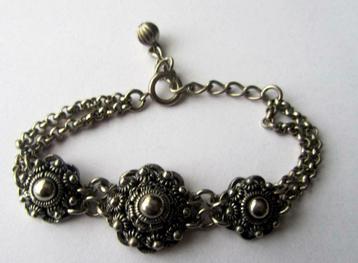 Prachtige Zeeuwse knop Armband beschikbaar voor biedingen