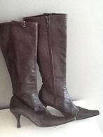 Aubergine kleurige heel zacht lederen laarzen maat 37, Hoge laarzen, Overige kleuren, Ophalen of Verzenden, Zo goed als nieuw