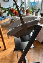 Stokke Tripp Trapp newbornset met Speelgoedhanger, Kinderen en Baby's, Kinderstoelen, Ophalen of Verzenden, Zo goed als nieuw