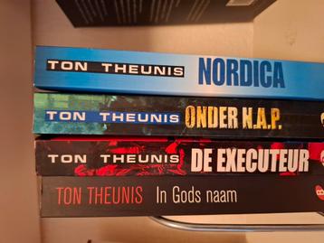 4 boeken van Ton Theunis beschikbaar voor biedingen