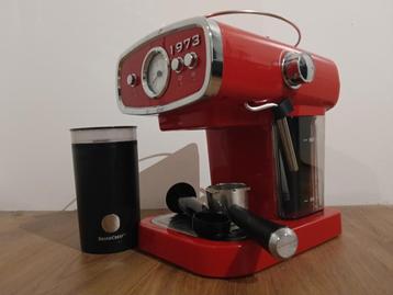 Retro Espresso Set - 1973 Apparaat + Koffiemolen beschikbaar voor biedingen
