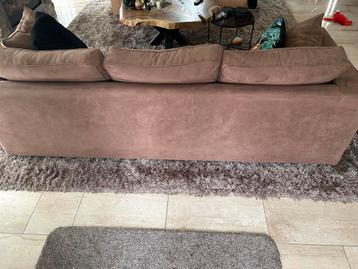 Bankstel 3-zits + 2 stoelen beschikbaar voor biedingen