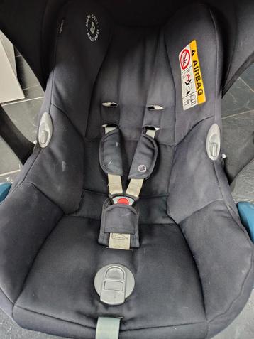 maxi cosi cabriofix beschikbaar voor biedingen