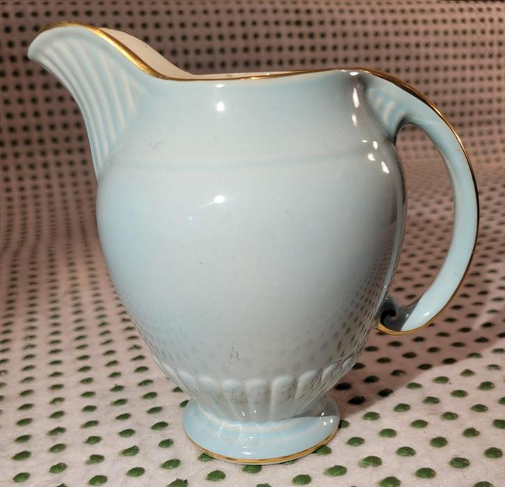 melkkan Crown Devon blauw goud porselein antiek bijna gratis, Antiek en Kunst, Antiek | Servies los, Ophalen of Verzenden