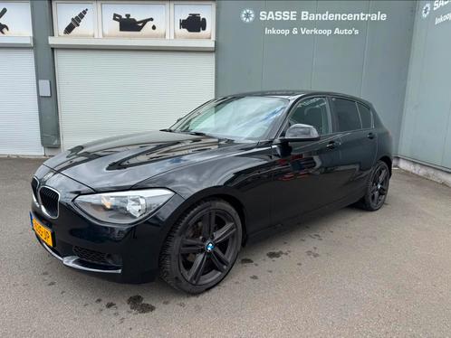 BMW 1-Serie 114I 75KW 5-DR 2012 Zwart, Auto's, BMW, Bedrijf, 1-Serie, ABS, Airbags, Airconditioning, Boordcomputer, Centrale vergrendeling