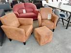 2 stoelen met hocker voor 125=!!, Huis en Inrichting, Stoelen, Ophalen, Gebruikt, Twee, Bruin