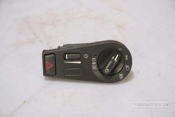 Volvo Electrical System Volvo Licht Schakelaar Used, Auto-onderdelen, Vrachtwagen-onderdelen, Volvo, Dashboard en Schakelaars