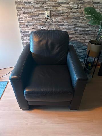 Leren stoel- Stijlvol en comfortabel! beschikbaar voor biedingen