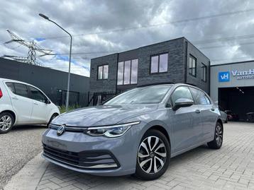 Volkswagen Golf 1.5 eTSI Life Dsg/Pano/IQ/ Vol vol beschikbaar voor biedingen