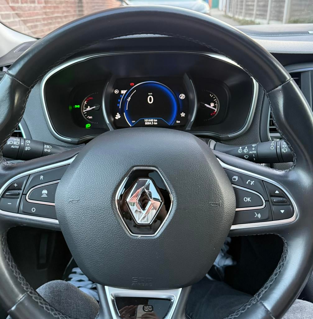Renault MEGANE 1.3 TCe Limited Automaat|Keyless|Carplay|Pano, 15 km/l, Zwart, 4 cilinders, 1290 kg