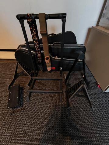 2 oude Gitaar koffers ect.. beschikbaar voor biedingen