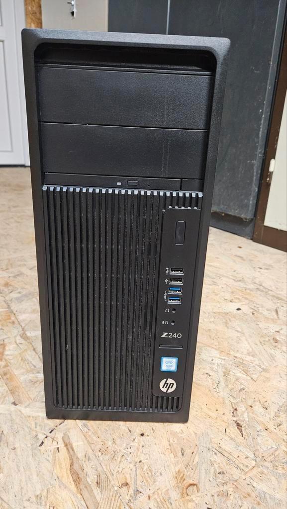 HP Z240 Tower - Xeon CPU (Zonder RAM/GPU/Opslag), Computers en Software, Desktop Pc's, Zo goed als nieuw, Ophalen