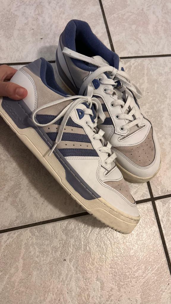 Adidas Forum - Zo goed als nieuw!, Kleding | Heren, Schoenen, Zo goed als nieuw, Sneakers of Gympen, Wit, Ophalen of Verzenden